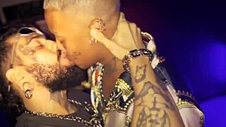 Christmas gift, wanna bend over for this brazilian twink?