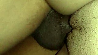 hey roberta, how does that big ass handle such hardcore pounding?