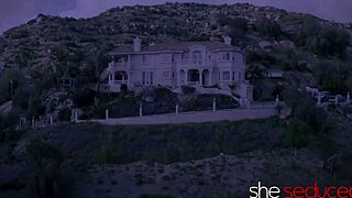 Kendra Cole and Penelope Woods Bang Milf Carmen Valentina