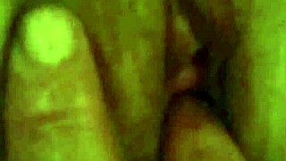 hey, how does this asian amateur cum from finger fucking?