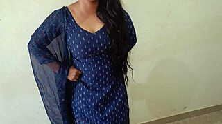 Hot Indian Muslim girl bangs stepbrother in first-time close-up