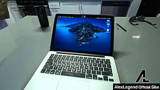 Boss Wife Taylor Nicole Fucks Fat Cock Employee Alex Legend?