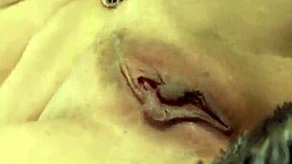 Flaming Hot Cunt With Juicy Pussy Lips!