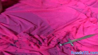 uhh, watch this bigtits russian tranny strokin’ solo real close-up