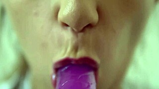 TEEN SUCKING DILDO CLOSE-UP