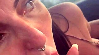 skilled puta sucks dick and milks while driving