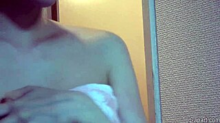 himeno amasaki private shower scene