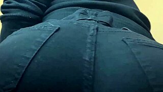 Hermoso jovencito gay culo burbuja cachondo