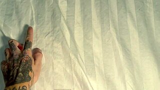 hey cutie, watch me take a big cock deep in my throat! 😜