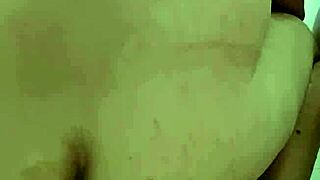 Dutch Fag Stretching His Boy Pussy