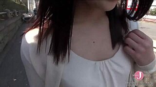 Asian babe in doggystyle cumshot after fingering.