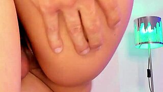 Damn, quick standing fuck with a huge cum load in her pussy! 💦