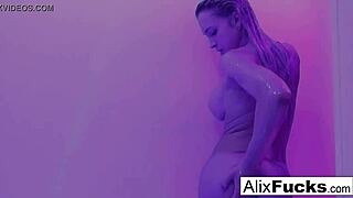 Sexy alix lynx showers off her stunning body
