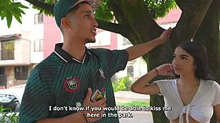 Tip latino pulă mare o futere pe puicuța fierbinte 18+ afară cu țipete