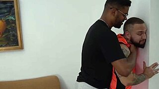 That macho with huge cock fucks Scoty Brayan so hard! 😈