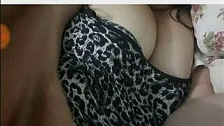 Brazilian Married Woman on Cam4 Exposes Herself in Heat!