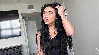 Testing Skills with Hot Goth Delilah Dagger in Creampie Roleplay Fantasy