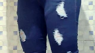 hidden camera mature woman peeing in lima hotel bathroom