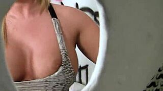 Licensed to Blow - Heidi Hollywood throat fucked me real good