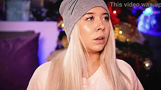 college girl with big butt shakes it online for cash, wanna see?