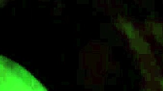 White slut invites me for bent over doggystyle in Second Life.