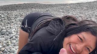 met this peruvian on the beach, she drank all my cum after the facial?
