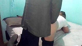 i fuked her doggy on a cold day in the double bed, it was awsome