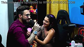 Ela Tirou O Pau Do Marido No Podcast E Sugou O Apresentador Ate As Bolas