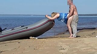 Lady Tourist and Boatman Get Naked for Outdoor Game, Fucking on Beach in Wild 3D Porn.