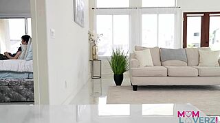 stepmom cheating with a huge young cock, omg! 😱