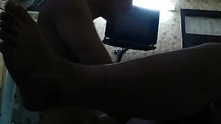 OMG, gay Viet FB Le Anh Kien fucks hard in bareback action! 😲