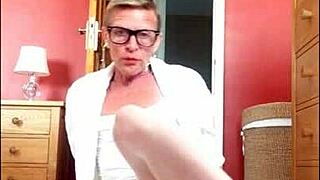 I’m obsessed with Whiteniteb’s cock in sexy stockings