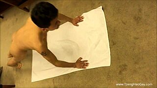 hot muscle twink strokes his cock in solo action