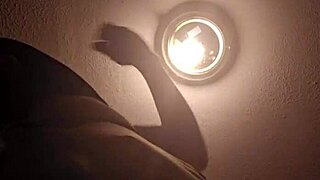 i stood up n he suckd my dikc