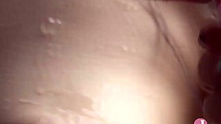 ホットなヘンタイアイドルあずさが蒸し暑いスパシーン 😘