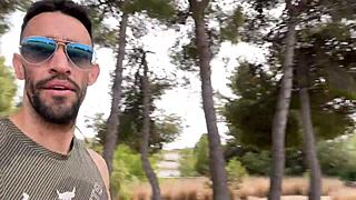 Big cock stud jerking off on public trail with a wild cumshot! 😜