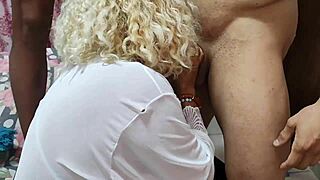 I, as a horny mature, fucked with my gym friends' couple, their big cocks were amazing.