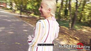 Want to see Bodo banging Jana Schwarz in the park?