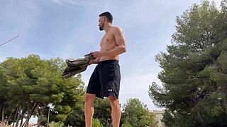 Big cock stud jerking off on public trail with a wild cumshot! 😜