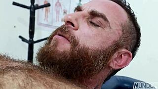 Sesi Urut Panas Dengan Lelaki Beristri