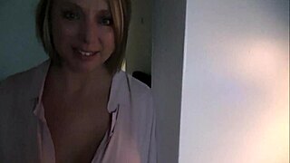 Pyjama party chez Brianna Beach avec Alex Adams, inoubliable