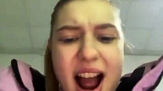 fucking a curvy teen outdoors in public view