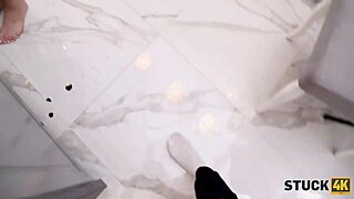 Hey, my blonde friend helped when I got stuck! So kinky