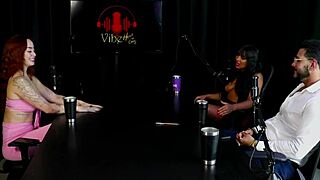 Safada Flashes Tits And Shakes Ass For Fiance After Dirty Talk