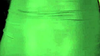 Meu marido corno gravou eu fodendo com negão pau gigante