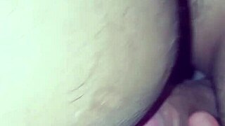 Jebeš mog sitnog 18+ mužića u vrućem gej susretu