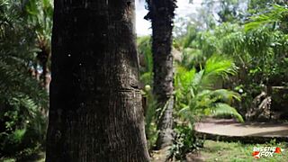 omg, i’m so crazy over sweetie fox and diana rider in garden creampie!