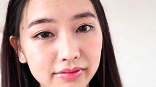 Chinatsu-chan wants to stretch a little at her age