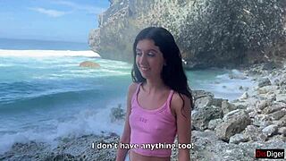 Stranded on Desert Island, Fucking a Stranger with Creampie to Pass Time