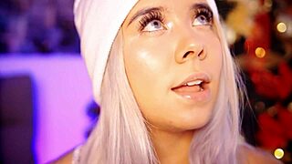 Heyy, Valentina from Medellín, the slutty babe, needs cock every morning to stretch her lips wide!! 😍